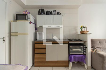 Sala/Cozinha de apartamento à venda com 2 quartos, 33m² em Cambuci, São Paulo