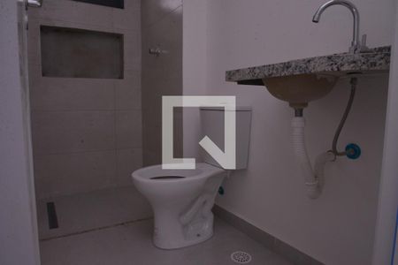 Banheiro Social de apartamento à venda com 1 quarto, 41m² em Vila Valparaíso, Santo André