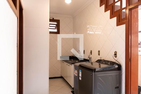 Casa para alugar com 291m², 5 quartos e 4 vagasÁrea de Serviço