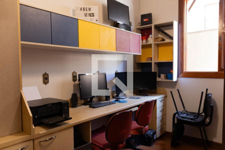 Casa para alugar com 291m², 5 quartos e 4 vagasEscritório