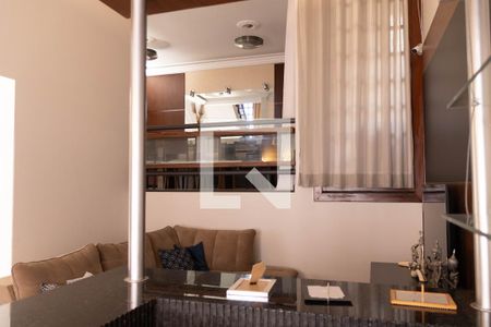 Sala de casa para alugar com 5 quartos, 291m² em Álvaro Camargos, Belo Horizonte