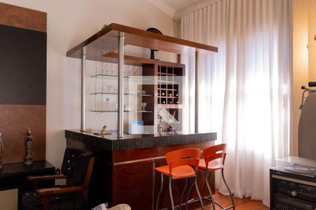 Sala de casa para alugar com 5 quartos, 291m² em Álvaro Camargos, Belo Horizonte