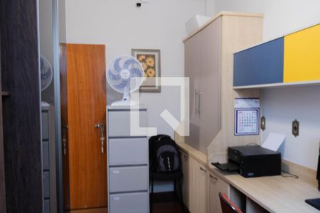 Casa para alugar com 291m², 5 quartos e 4 vagasEscritório