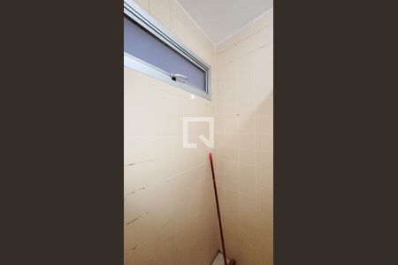 Banheiro de kitnet/studio para alugar com 1 quarto, 36m² em Botafogo, Campinas