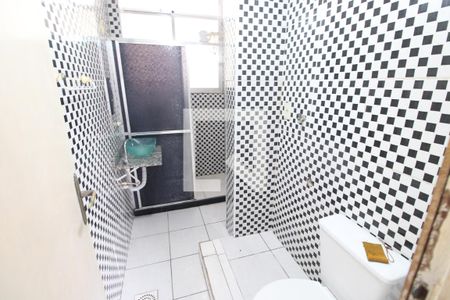 Banheiro de apartamento à venda com 2 quartos, 46m² em Irajá, Rio de Janeiro