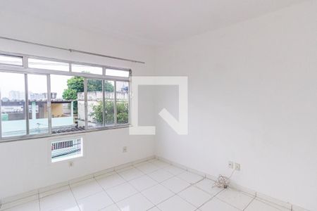 Quarto 1 de casa para alugar com 2 quartos, 140m² em Vila da Penha, Rio de Janeiro
