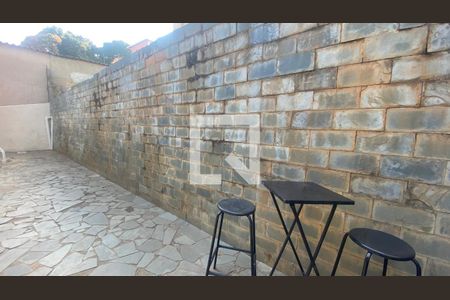 Casa à venda com 360m², 3 quartos e 1 vaga Casa à venda com 360m², 3 quartos e 1 vagaQuintal