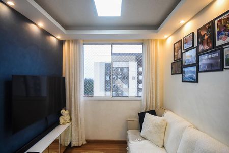 Sala de Tv de apartamento à venda com 2 quartos, 42m² em Jardim Monte Alegre, Taboão da Serra