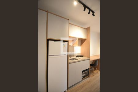 Cozinha de kitnet/studio para alugar com 1 quarto, 27m² em Ipiranga, São Paulo