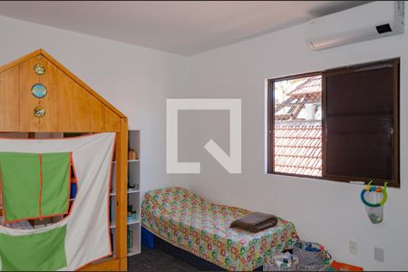 Quarto (2º Andar) de casa para alugar com 4 quartos, 240m² em Santa Mônica, Florianópolis