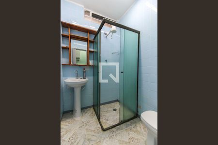 Banheiro de casa para alugar com 1 quarto, 45m² em Jardim Sao Pedro, São Paulo