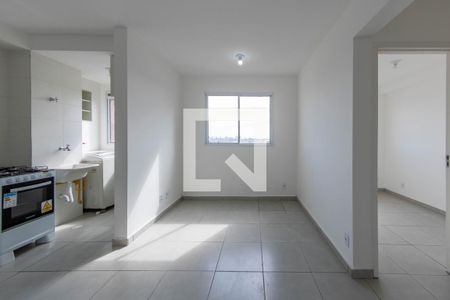 Sala/Cozinha de apartamento para alugar com 2 quartos, 41m² em Vila Fátima, São Paulo