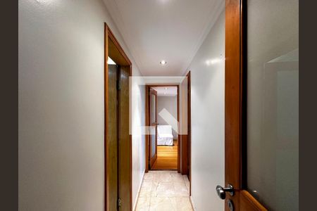 Corredor Quartos de apartamento para alugar com 2 quartos, 220m² em Brooklin Paulista, São Paulo
