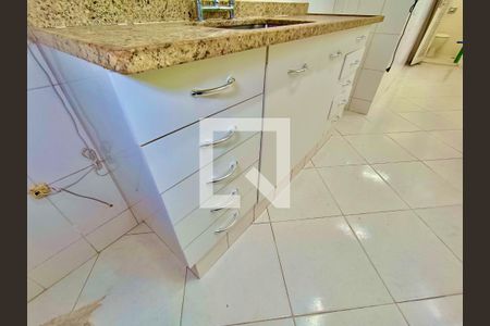 Apartamento à venda com 100m², 3 quartos e sem vagaCopa / Cozinha