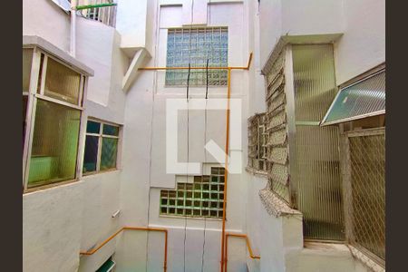 Apartamento à venda com 100m², 3 quartos e sem vagaQuarto serviço vista