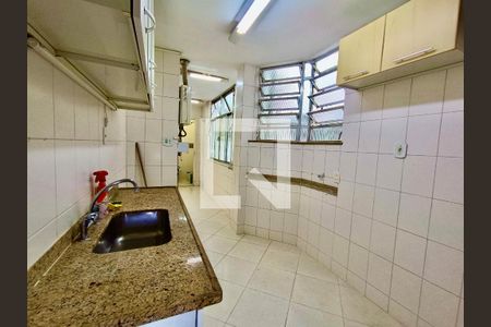 Apartamento à venda com 100m², 3 quartos e sem vagaCopa / Cozinha