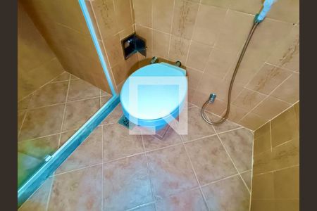 Apartamento à venda com 100m², 3 quartos e sem vagaBanheiro social