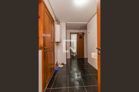 Casa de condomínio para alugar com 450m², 4 quartos e 3 vagas Casa de condomínio para alugar com 450m², 4 quartos e 3 vagasÁrea de Serviço