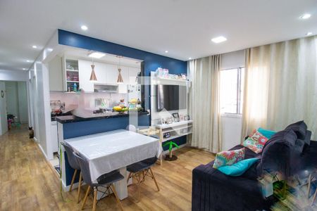 Sala de apartamento para alugar com 2 quartos, 60m² em Vila Zamataro, Guarulhos
