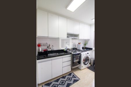 Cozinha de apartamento à venda com 2 quartos, 60m² em Vila Zamataro, Guarulhos