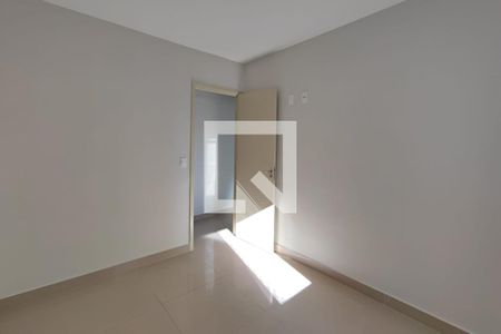 Quarto 1 de apartamento para alugar com 2 quartos, 49m² em Vila Mimosa, Campinas