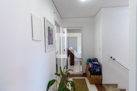 Casa à venda com 150m², 3 quartos e 6 vagasBanheiro Corredor