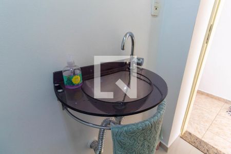 Casa à venda com 150m², 3 quartos e 6 vagasLavabo