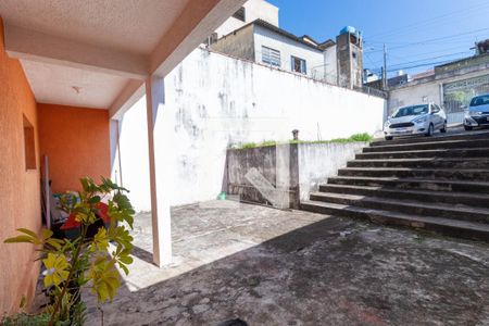 Casa à venda com 150m², 3 quartos e 6 vagasQuintal