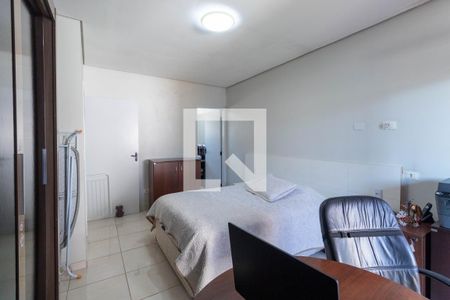 Casa à venda com 150m², 3 quartos e 6 vagasQuarto Suíte