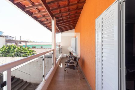 Casa à venda com 150m², 3 quartos e 6 vagasVaranda