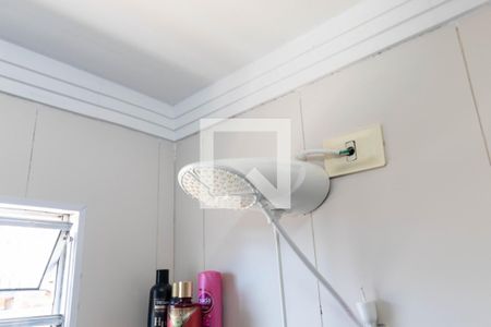 Casa à venda com 150m², 3 quartos e 6 vagasChuveiro