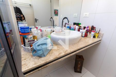 Casa à venda com 150m², 3 quartos e 6 vagasBanheiro 2