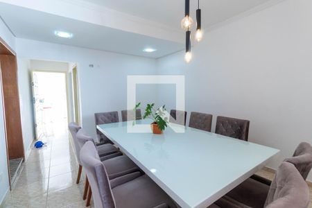 Casa à venda com 150m², 3 quartos e 6 vagasCopa