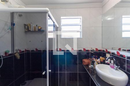 Casa à venda com 150m², 3 quartos e 6 vagasBanheiro da Suíte