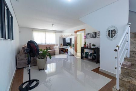 Sala de casa à venda com 3 quartos, 150m² em Vila Talarico, São Paulo