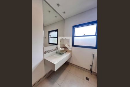 Casa à venda com 600m², 5 quartos e 4 vagasBanheiro 2