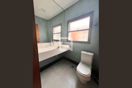 Casa à venda com 600m², 5 quartos e 4 vagasBanheiro 1