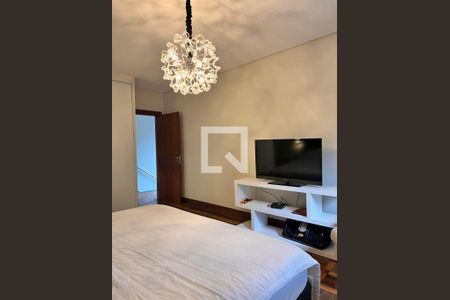 Quarto 1 de casa à venda com 5 quartos, 600m² em Vila Inah, São Paulo