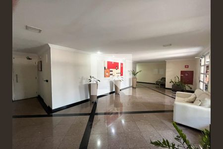 Hall de entrada de apartamento para alugar com 1 quarto, 55m² em Vila Guarani (zona Sul), São Paulo