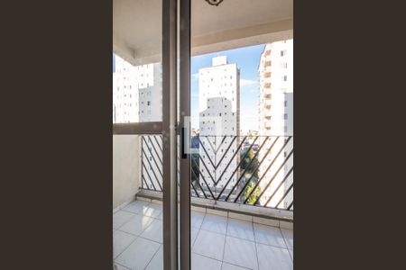 Sacada de apartamento à venda com 2 quartos, 65m² em Veloso, Osasco