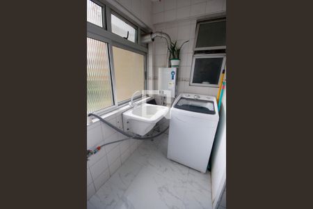 Área de Serviço de apartamento à venda com 2 quartos, 75m² em Vila Suzana, São Paulo