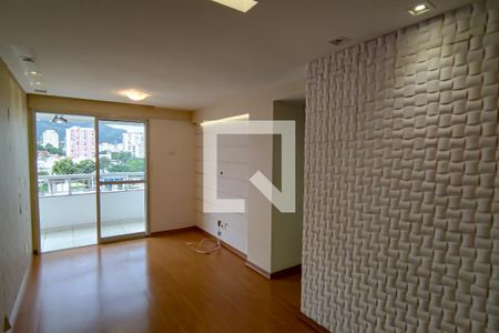 sala de apartamento à venda com 2 quartos, 62m² em Pechincha, Rio de Janeiro