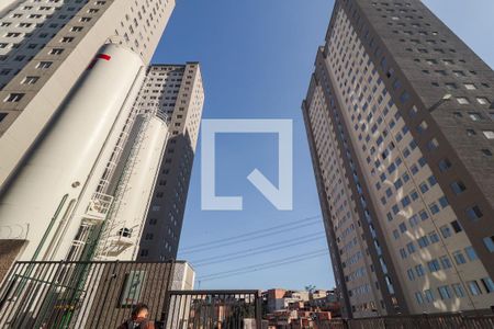 Apartamento para alugar com 43m², 2 quartos e sem vagaFachada