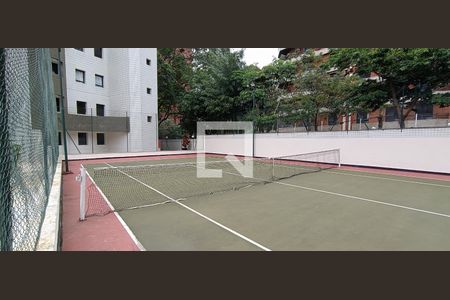 Apartamento para alugar com 240m², 4 quartos e 4 vagas Apartamento para alugar com 240m², 4 quartos e 4 vagasQuadra