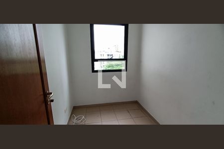Apartamento para alugar com 240m², 4 quartos e 4 vagas Apartamento para alugar com 240m², 4 quartos e 4 vagasQuarto de Serviço