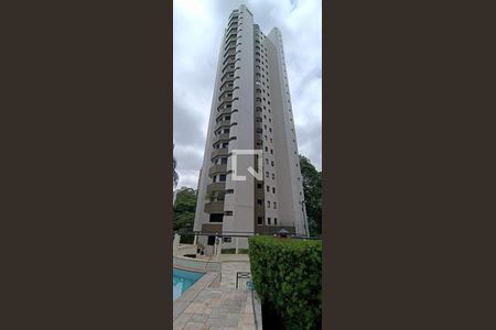 Apartamento para alugar com 240m², 4 quartos e 4 vagas Apartamento para alugar com 240m², 4 quartos e 4 vagasFachada