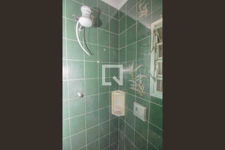 Casa à venda com 200m², 2 quartos e 3 vagasBanheiro - Casa 2