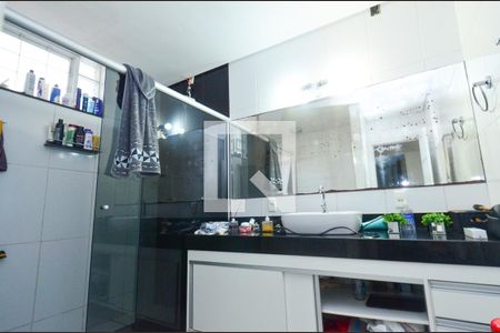 Casa à venda com 459m², 4 quartos e 2 vagasBanheiro