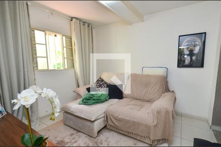 Casa à venda com 4 quartos, 459m² em Boa Vista, Belo Horizonte