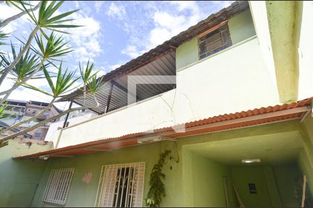 Casa à venda com 459m², 4 quartos e 2 vagasÁrea externa 